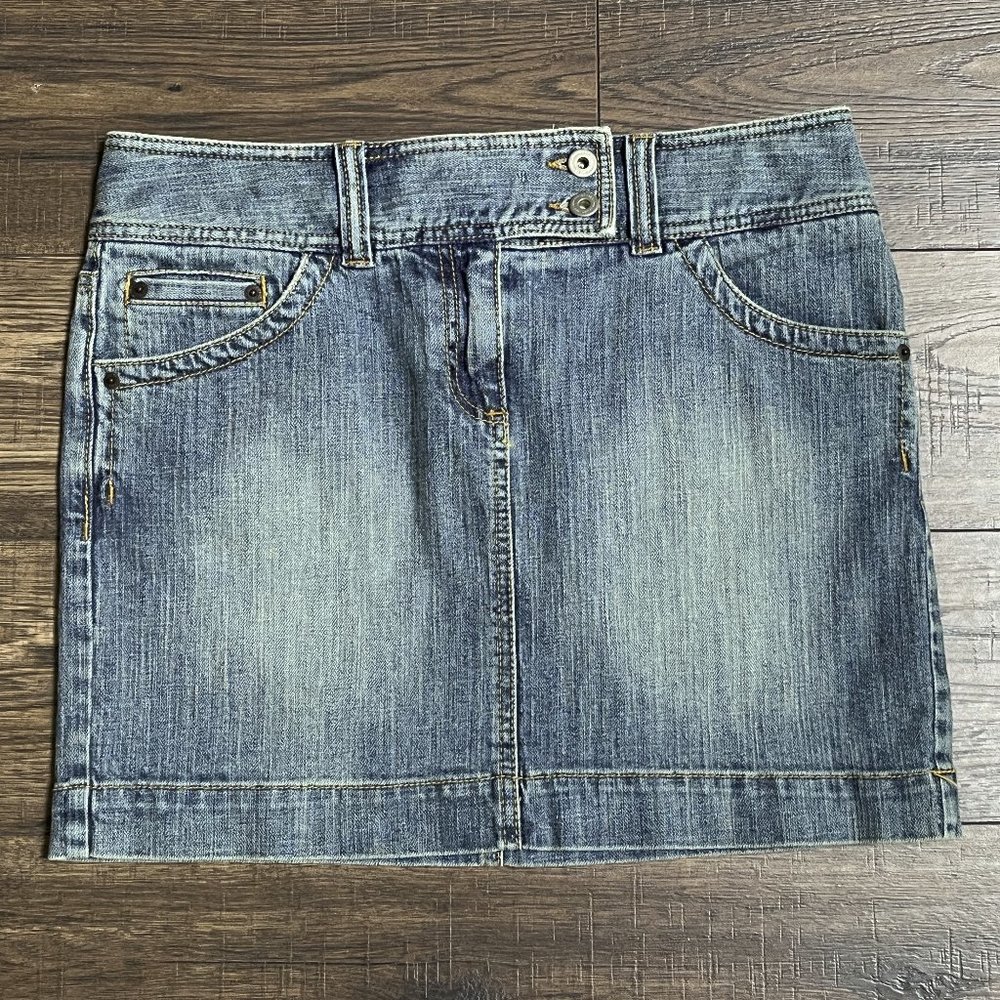 NWOT Ann Taylor Loft Denim Mini Skirt 6 ( S Small )